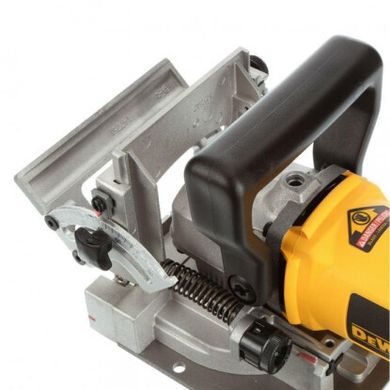 Фрезер ламельний DEWALT DW682K