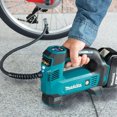 Компрессор аккумуляторный MAKITA DMP180Z